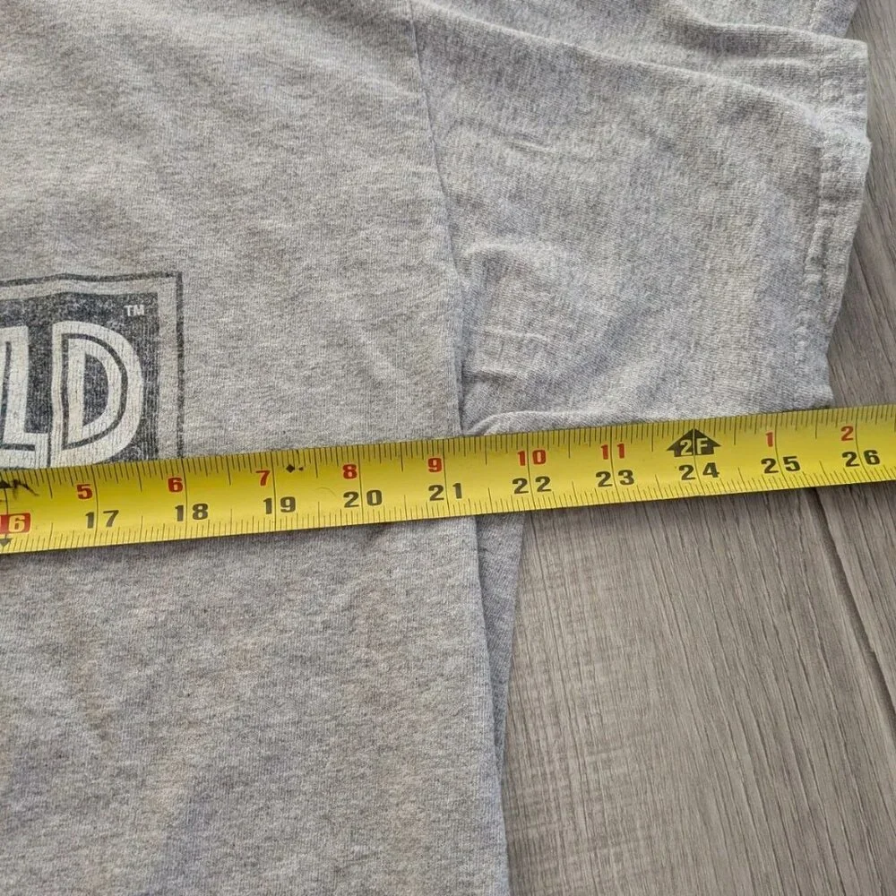 Jurassic World Promo T-shirt! Grey Size XL - Picture 5 of 5